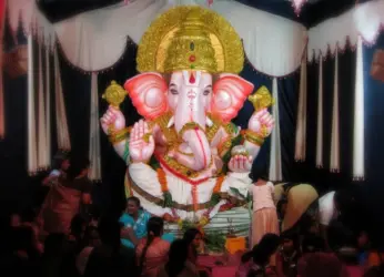 Police and GVMC allot 11 Ganesh Visarjan points in Vizag