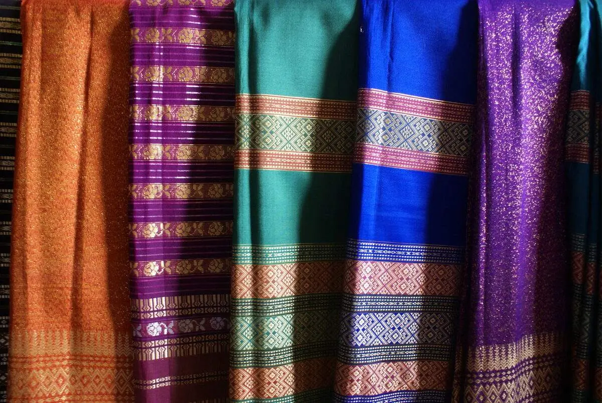#Iwearhandloom