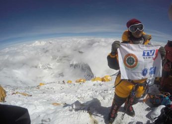 Climbing Mount Everest – Neillima Pudota