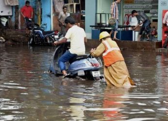 Heavy rain floods Gnanapuram in Vizag