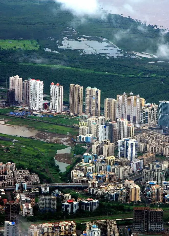 Mumbai on High Alert - Children spot a number of suspicious men near Navy Base