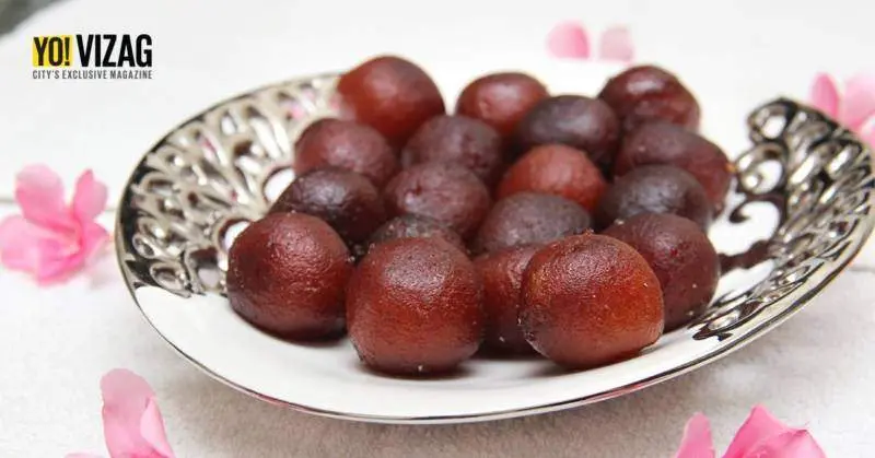 Dry Gulab Jamun - Satiates Your Sugar Cravings!