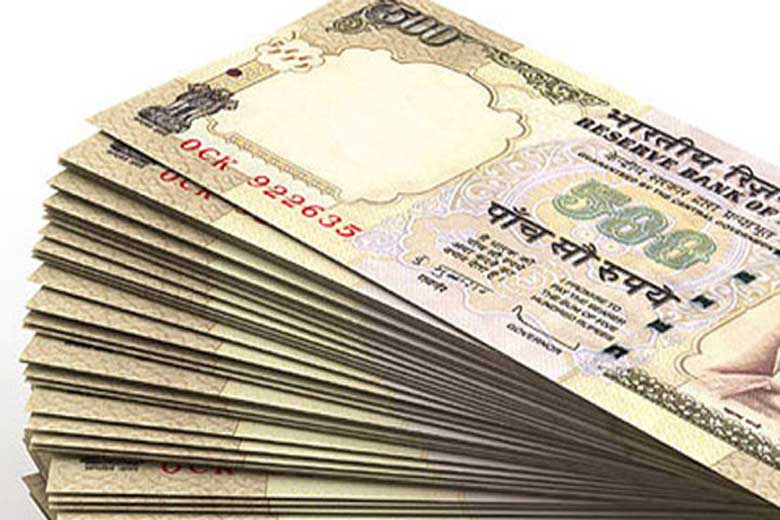 Rs 500 and Rs1000 notes to be banned from midnight!