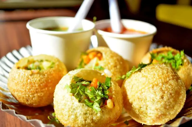 Pani Puri aka  EDIBLE LOVE