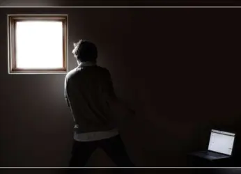 9 BAD HABITS – BREAK THEM FOR A PRODUCTIVE YEAR AHEAD