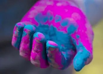 Traders Ply Organic Colour For Holi This Year