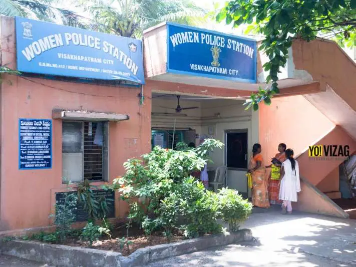 On Guard! - Women's Police Station