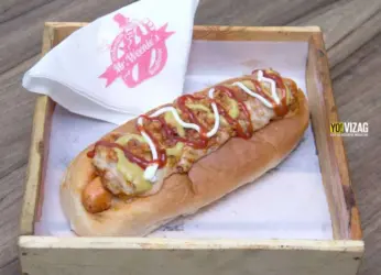 Hot Dogs, Burgers & More At Mr. Weenie’s Roadhouse