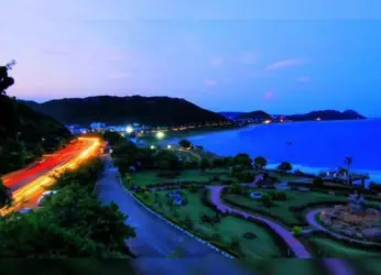 Is Tenneti Park the new meeting spot after Hotel Sea View!