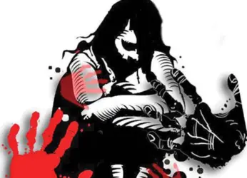 Engineer victimized by eve teasers jumps off moving train.