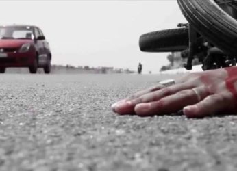 Vizag man succumbs to a serious head injury after a lorry hits his bike