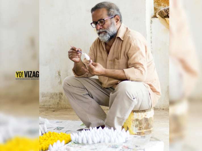 Ravinder Reddy Gavva, the world-renowned sculptor from Visakhapatnam