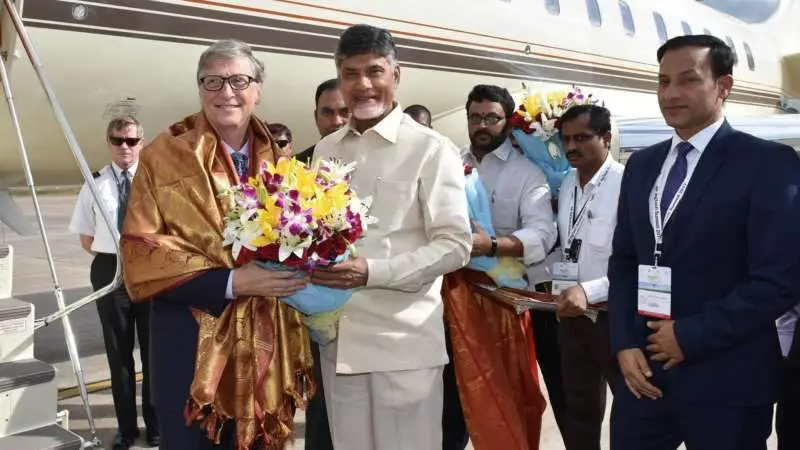 Bobbili Veena presented to Bill Gates as a memento or friendship at Visakhapatnam