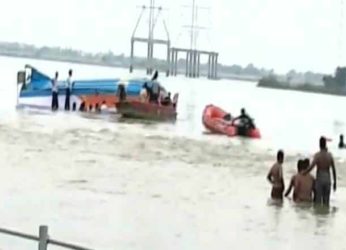 At least 25 feared dead in a boat capsize in the Krishna river in Andhra Pradesh