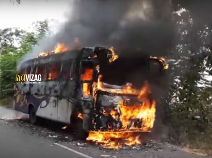 bus, fire accident, araku, vizianagaram, visakhapatnam