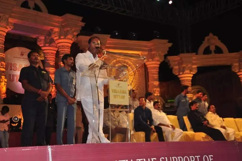 visakha utsav, speaker, visakhapatnam