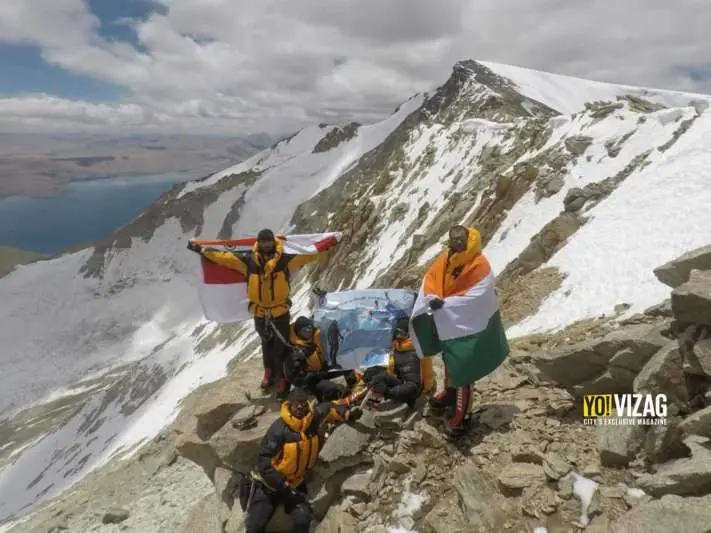 Eastern Naval Command team trek Mt. Mentok Kangri