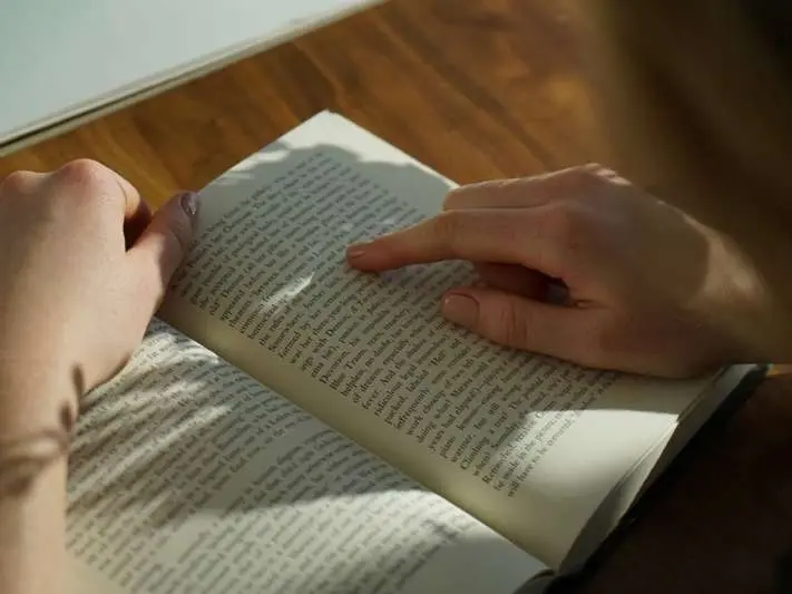 Things you are missing out in life if you are not a book reader