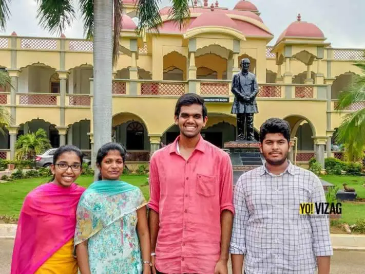 mvgr college