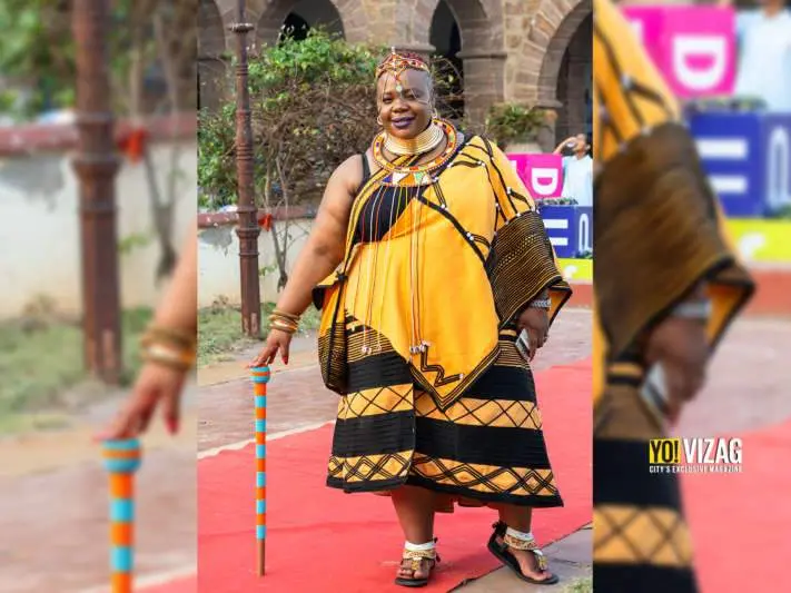 African storyteller Bongiswa in Vizag