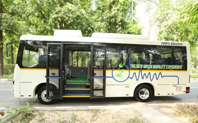 e rickshaws, e buses, visakhapatnam