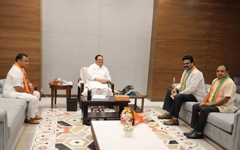 lanka dinakar joins bjp