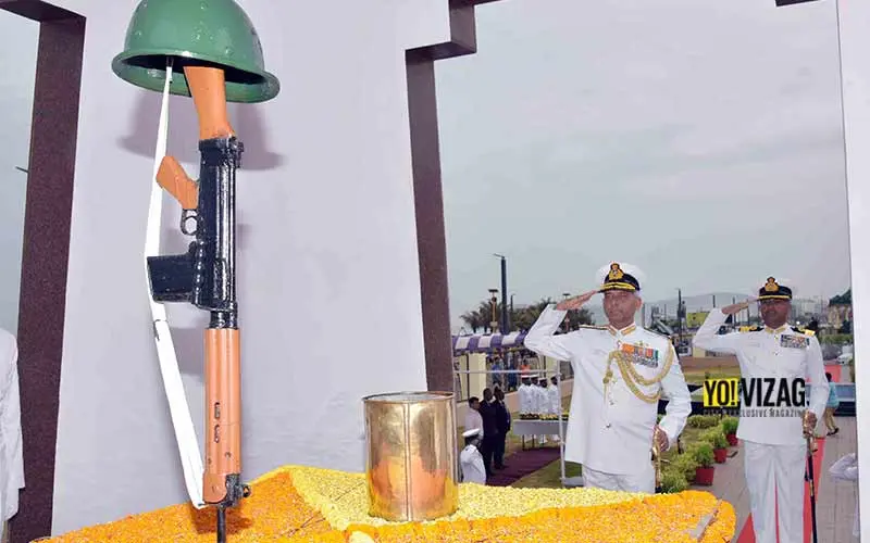 Homage paid to Kargil martyrs at the War Memorial in Visakhapatnam