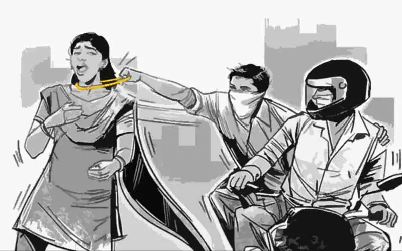 Chain Snatching, robberies, visakhapatnam