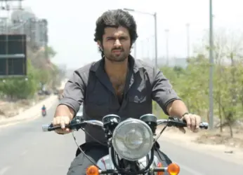 Dear Comrade review: Twitter is all praise for Vijay Deverakonda and Rashmika