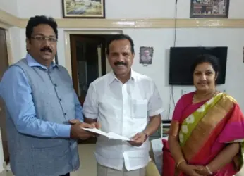 Union Minister Sadananda Gowda urged to establish NIPER in Vizag
