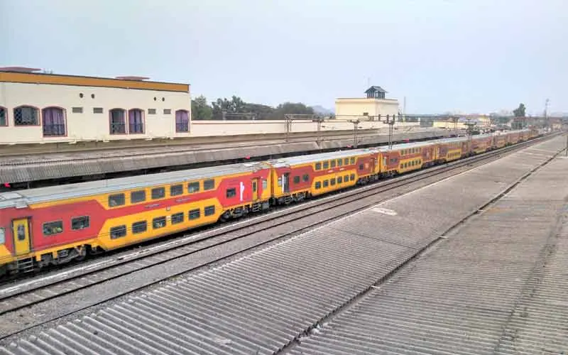 uday express vizag vijayawada