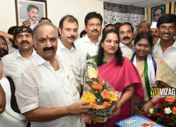Dronamraju Srinivasa Rao takes charge as VMRDA Chairman in Vizag
