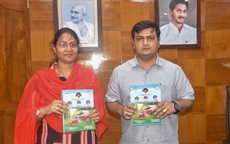 Visakhapatnam Collector calls for plantation of over one crore saplings