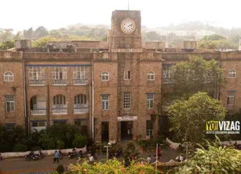 Junior doctors call off eight-day long strike in Visakhapatnam