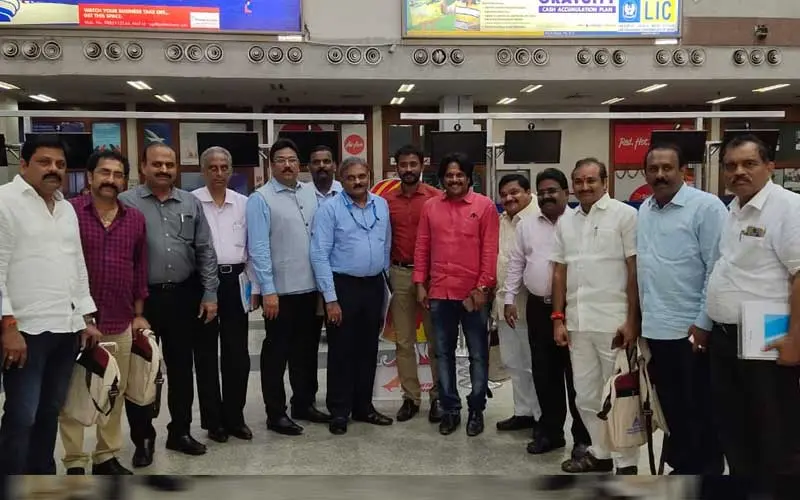 visakhapatnam to vijayawada, visakhapatnam to rajahmundry, Visakhapatnam