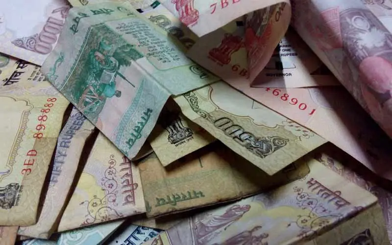 Rs. 2.44 lakh cash seized from Sub-Registrar’s office in Visakhapatnam