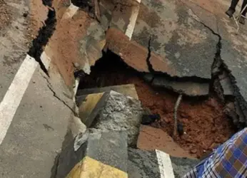 Tatipudi water supply pipeline bursts in Visakhapatnam