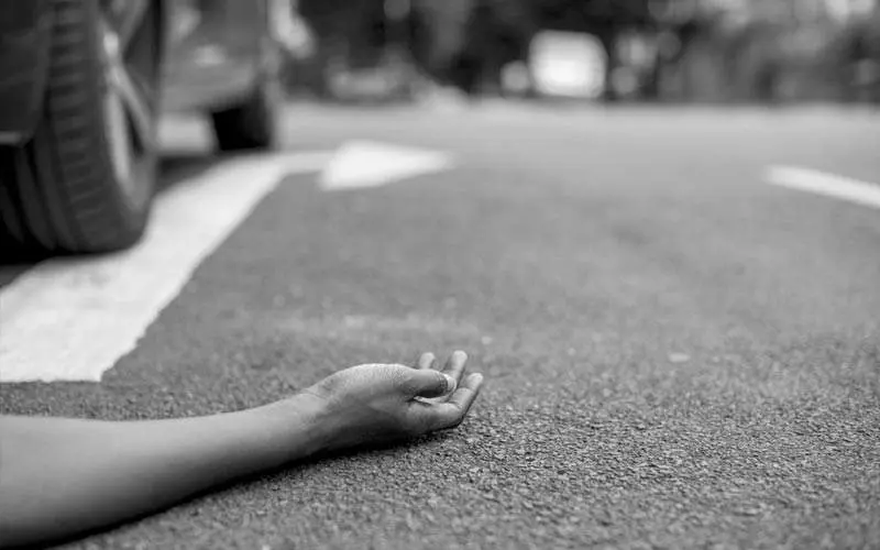 1 dead and 3 injured in a highway accident in Visakhapatnam