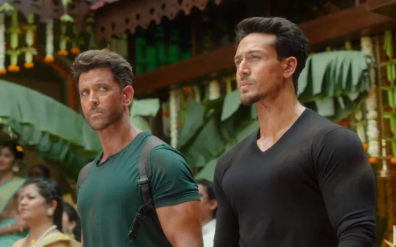 War box office collection Day 1: Hrithik-Tiger film creates new record