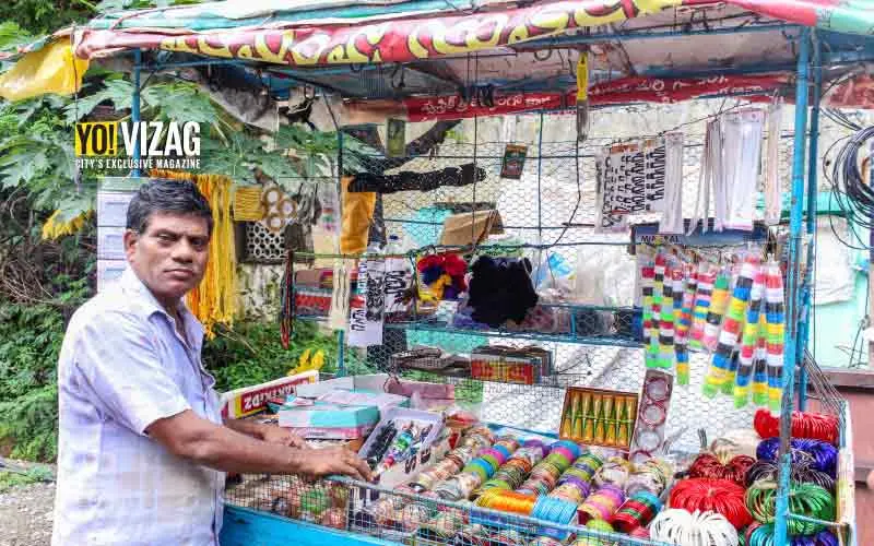 Fashion on cart: The life of a bangle seller in Visakhapatnam