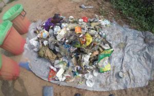 plastic in the sea, vizag, scuba divers