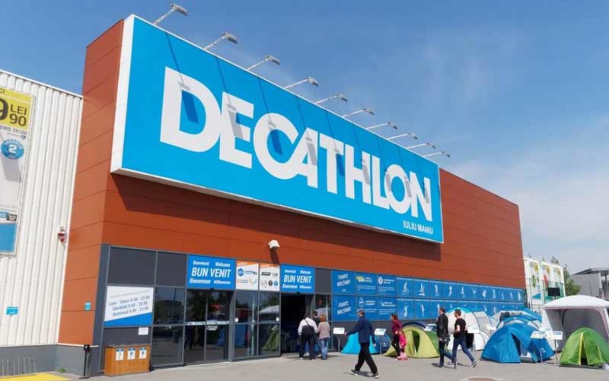 opening time of decathlon