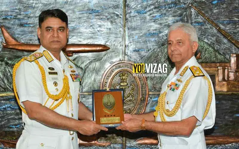 Bangladesh Navy Chief Admiral Aurangzeb with ENC chief