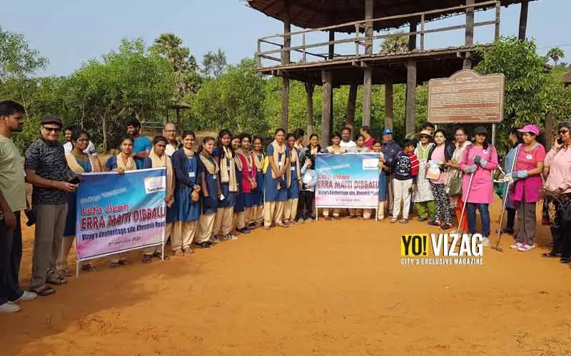 People get together to clean-up Erra Matti Dibbalu of Visakhapatnam