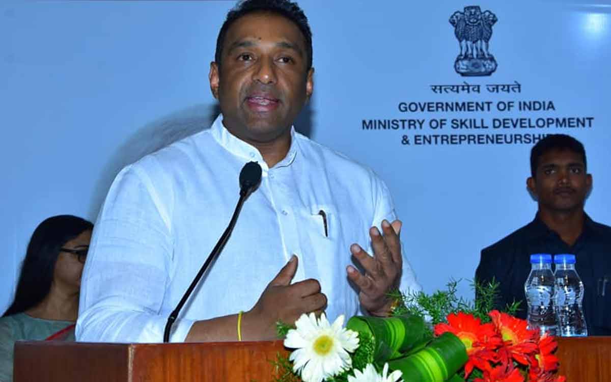 UNIDO-DPIIT initiative to support Visakhapatnam a step in right direction: IT Minister