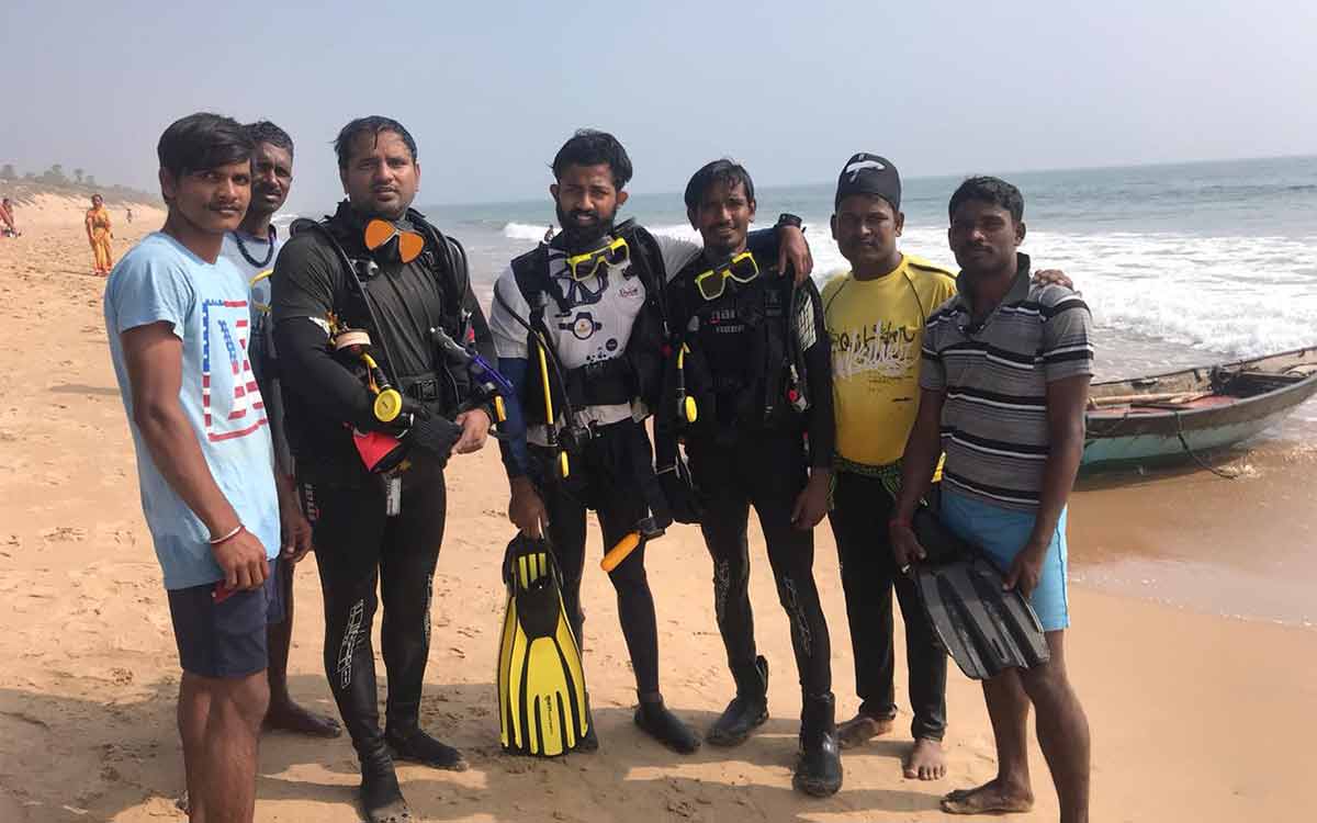 Vizag-based divers of LiveIn Adventures discover British-era shipwreck near Baruva