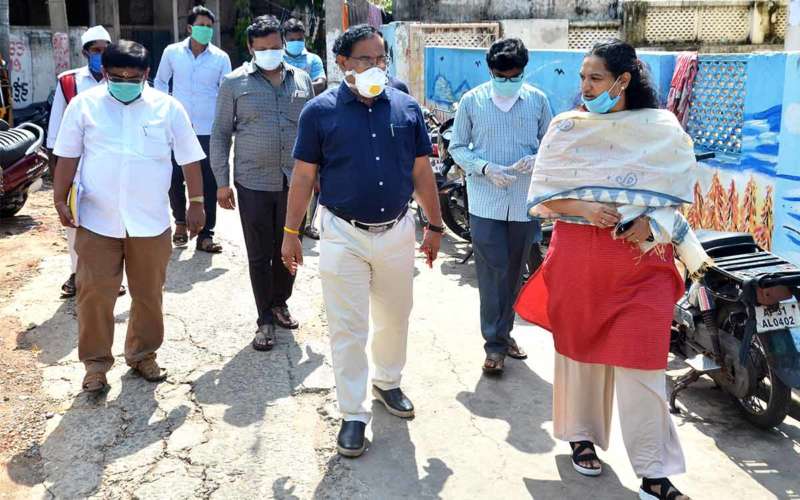 GVMC Commissioner inspects red zone areas in Visakhapatnam