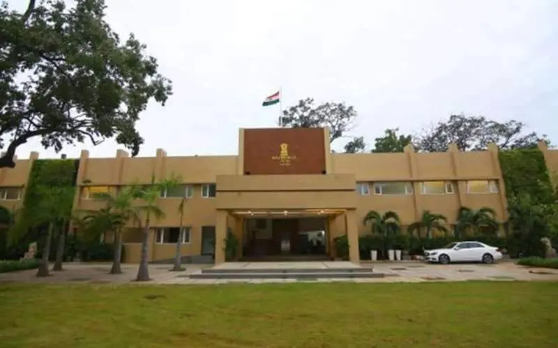 Four staff members of AP Governor Office test COVID-19 positive, Vija