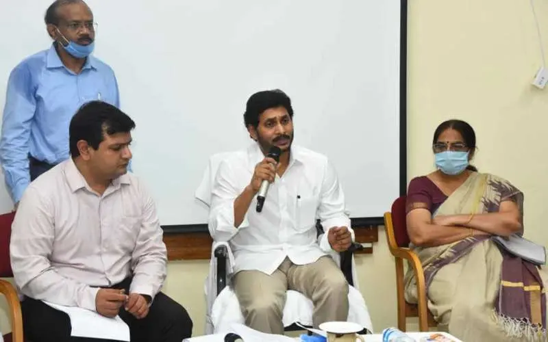 Vizag gas leak updates: 348 people undergoing treatment