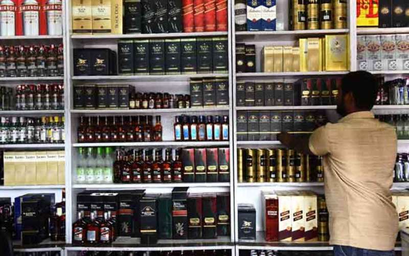 Liquor shops to be open from 11 AM to 7 PM in Visakhapatnam, AP Government
